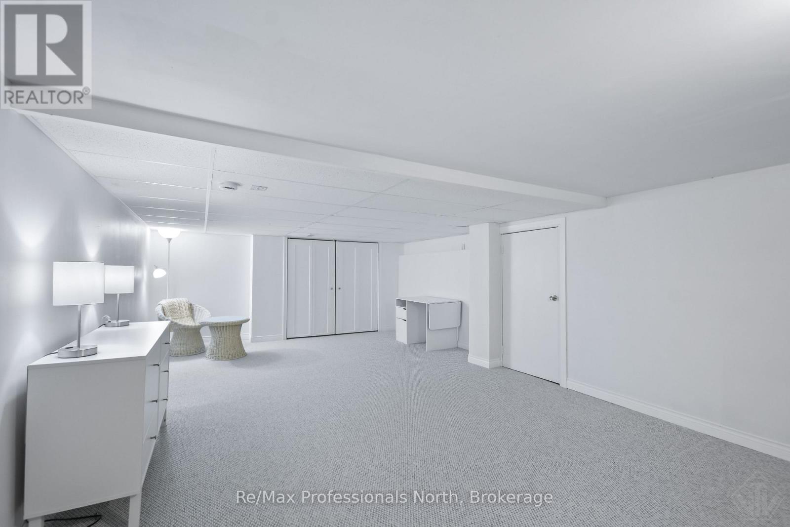 60 Pineridge Gate Property Photo 25
