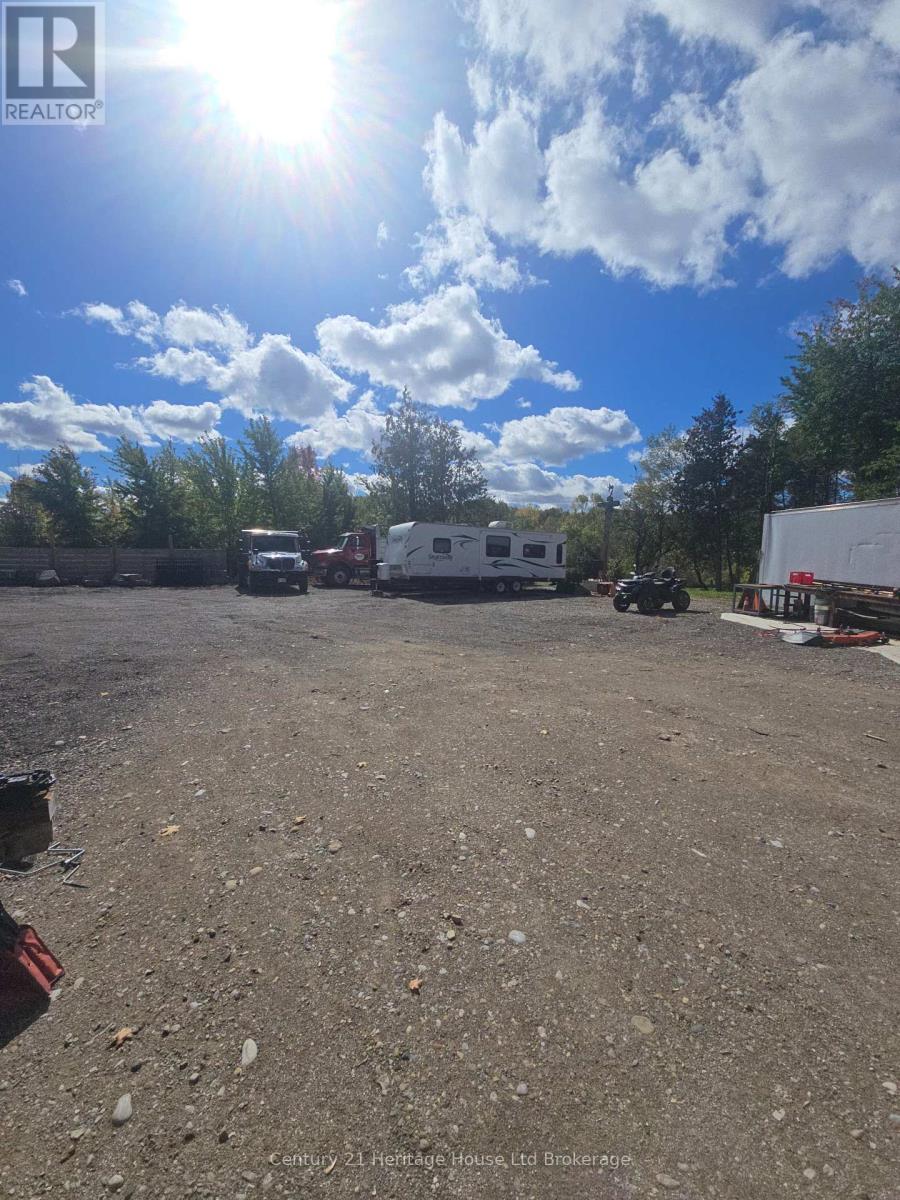 715093 County Road 4 Road Property Photo 12