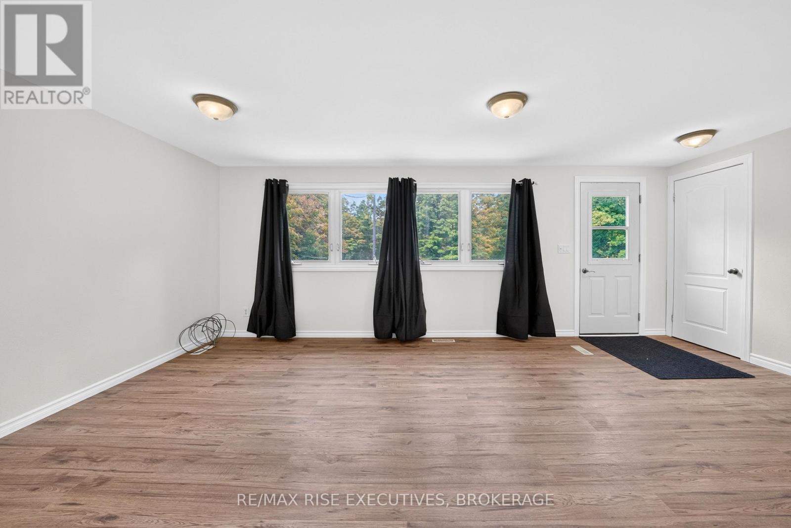 2363 Sands Road Property Photo 6
