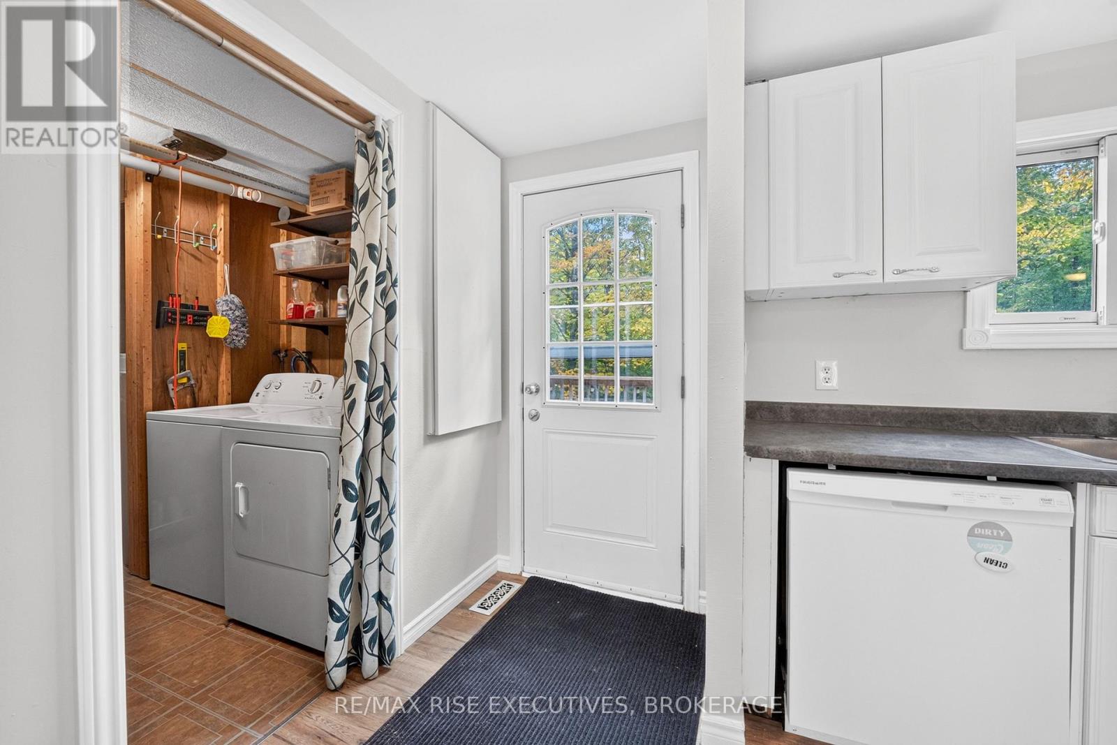 2363 Sands Road Property Photo 12