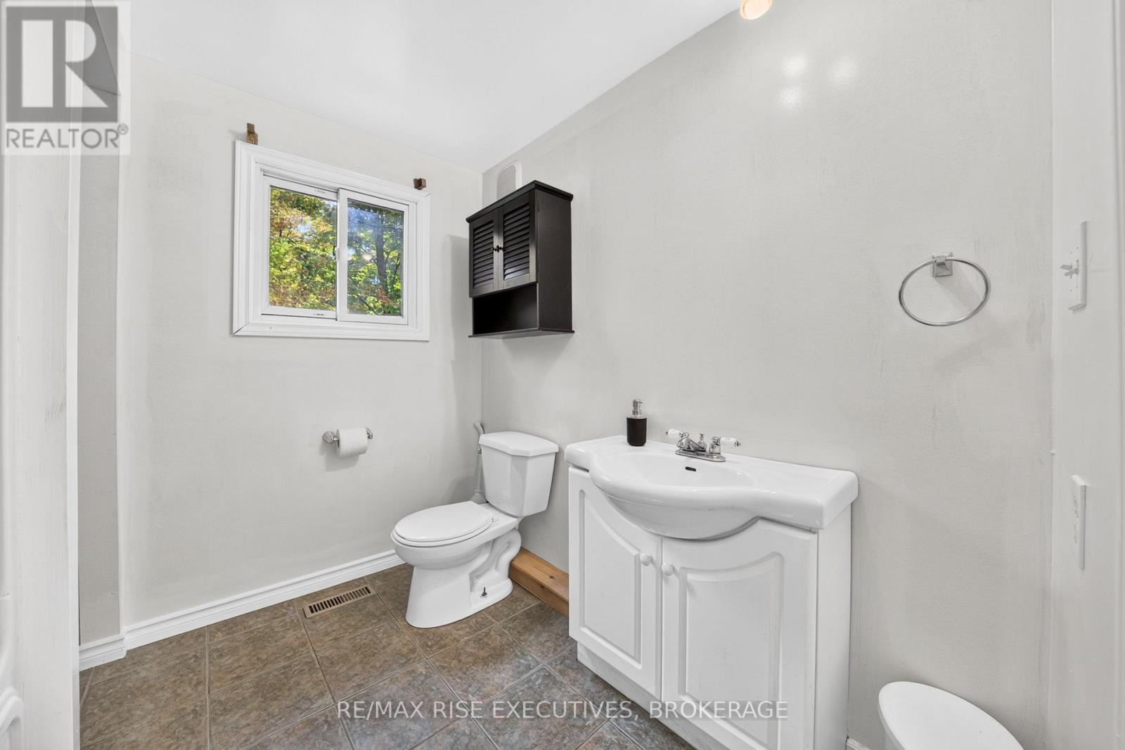 2363 Sands Road Property Photo 18