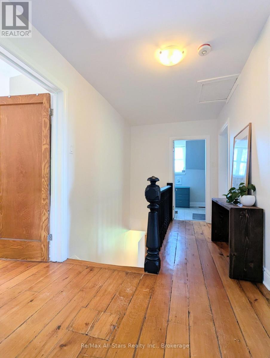 857 Perth Road Property Photo 20