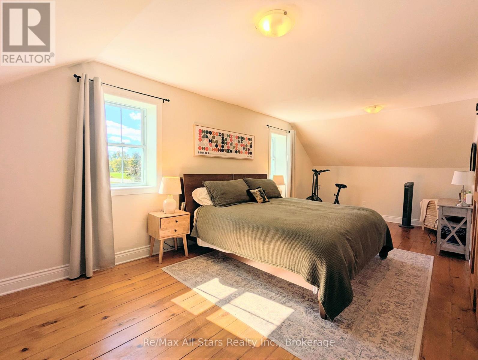 857 Perth Road Property Photo 26