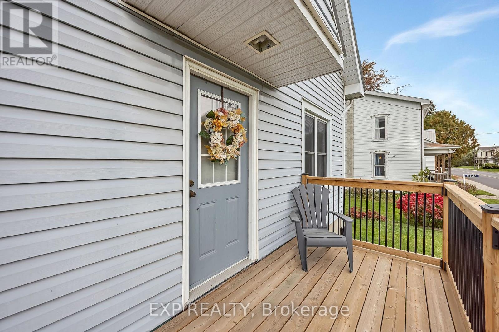 11505 Queen Street Property Photo 7