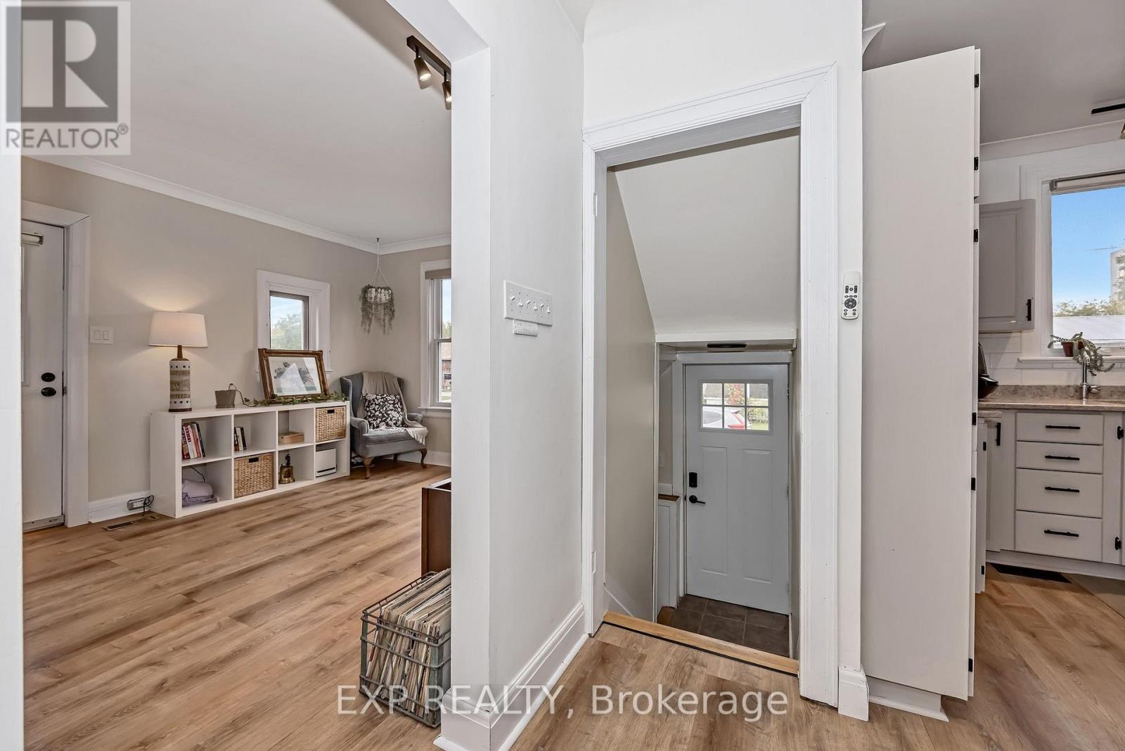 11505 Queen Street Property Photo 15