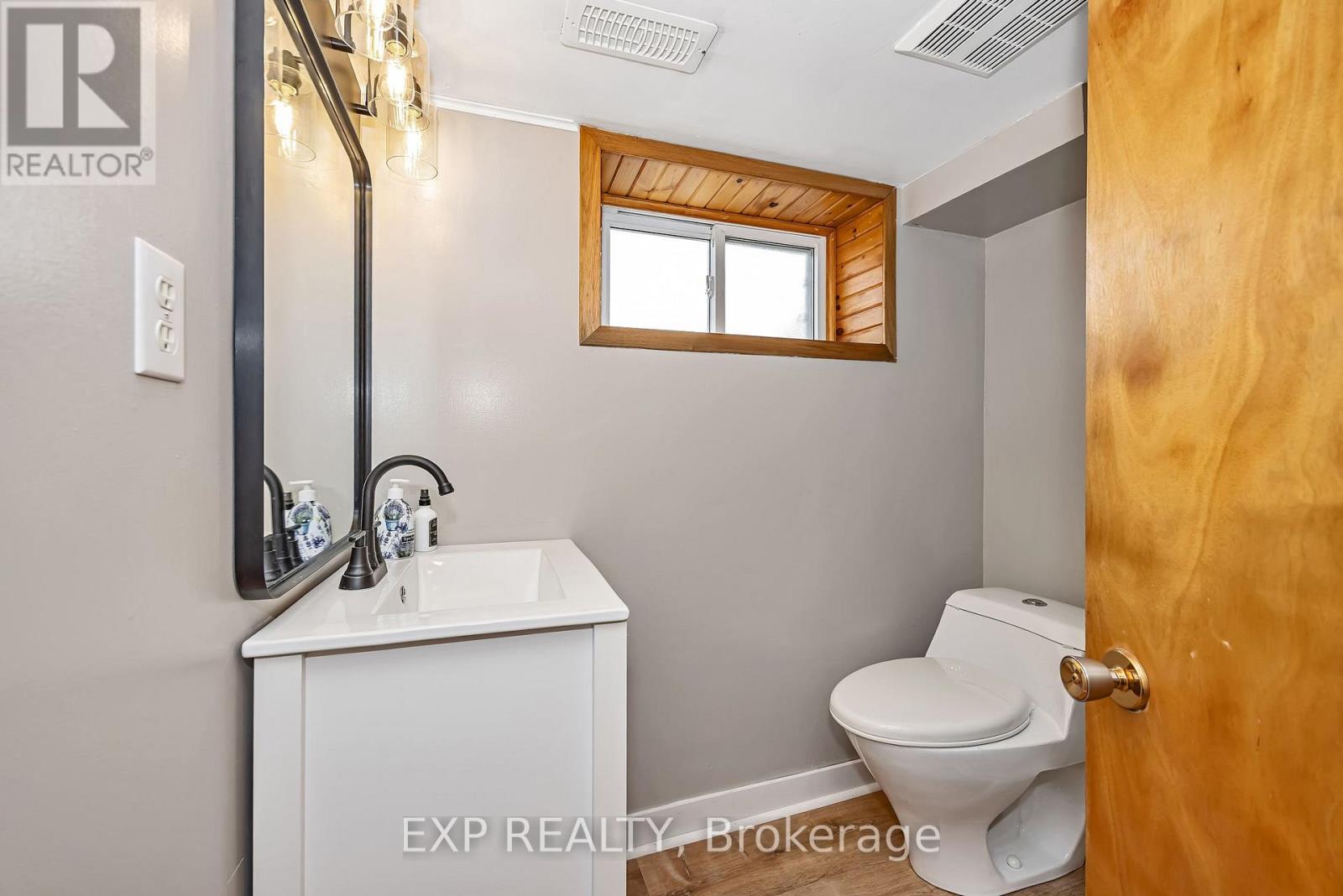 11505 Queen Street Property Photo 37