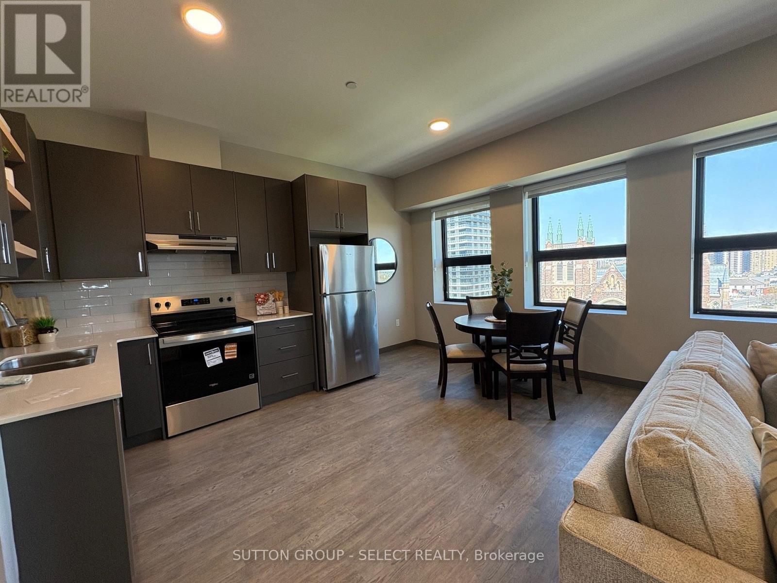 713 - 195 Dufferin Avenue Property Photo 9