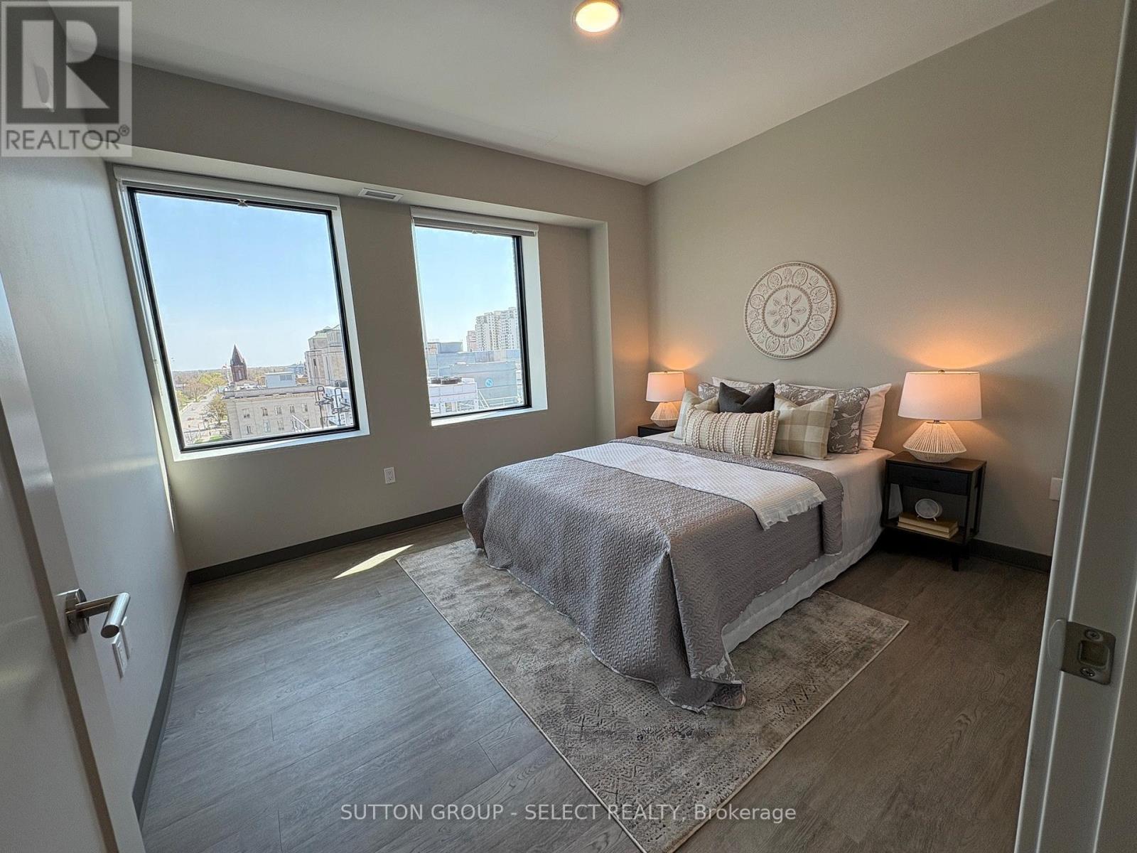 713 - 195 Dufferin Avenue Property Photo 15
