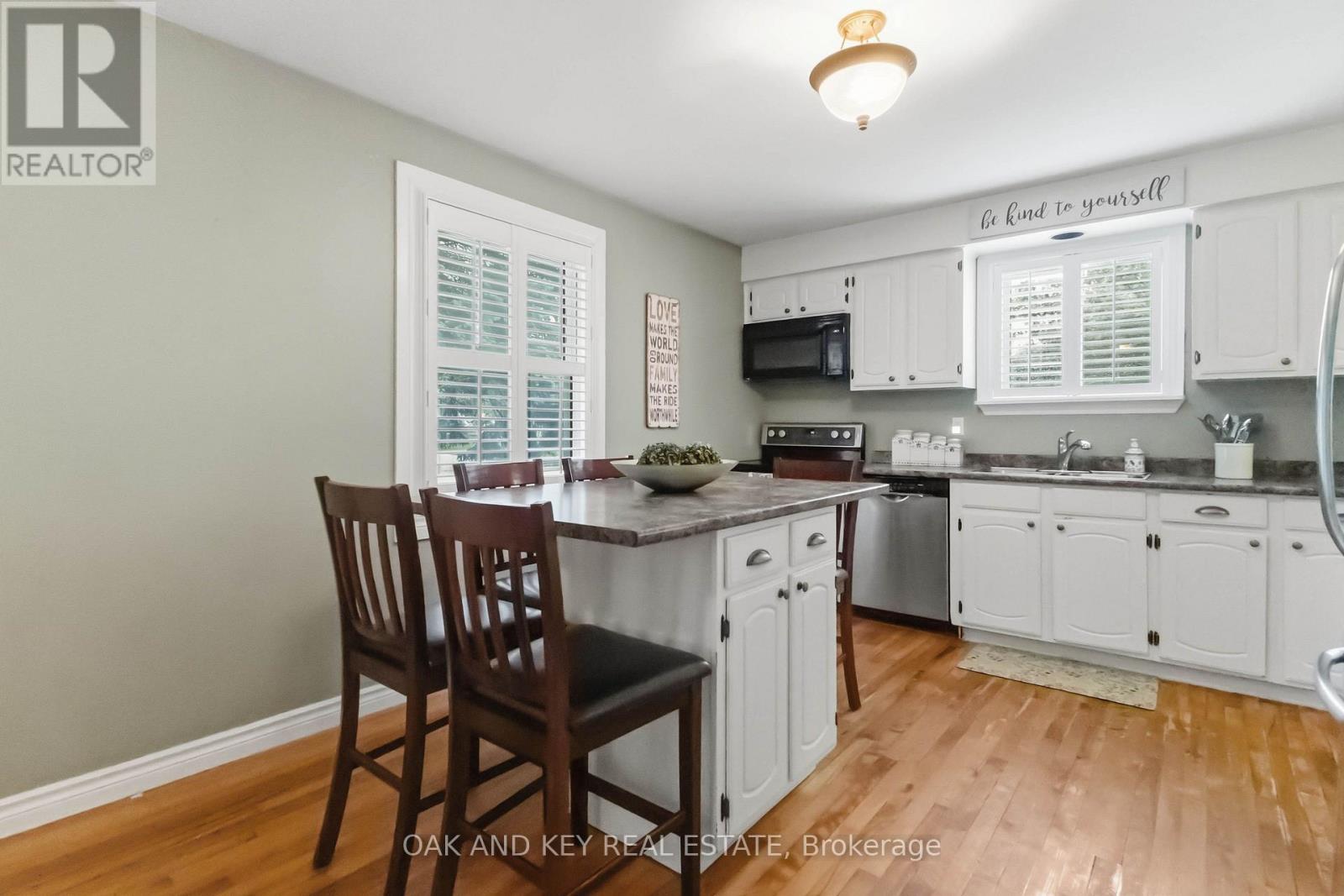 118 Harold Court Property Photo 11