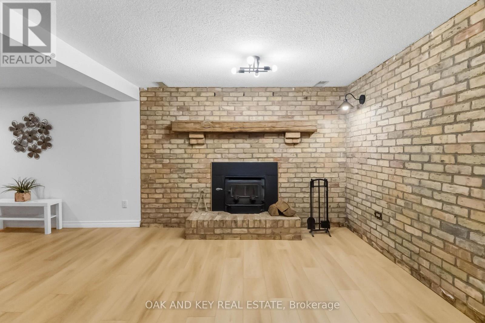 118 Harold Court Property Photo 24