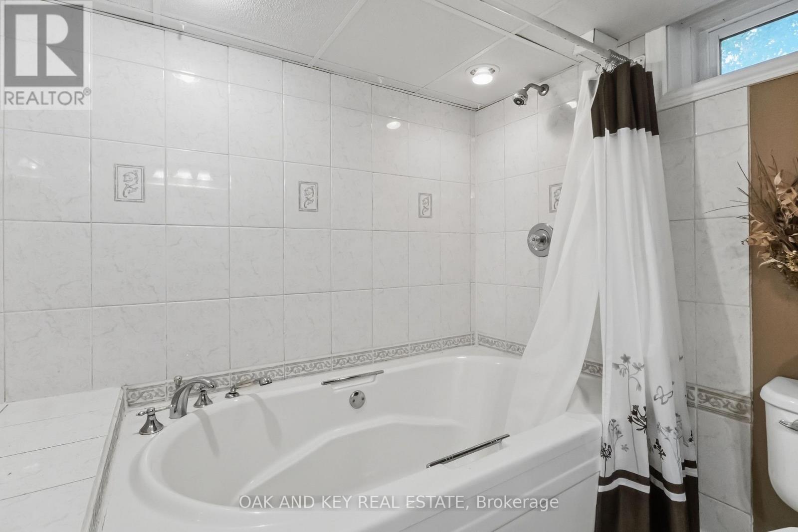 118 Harold Court Property Photo 27