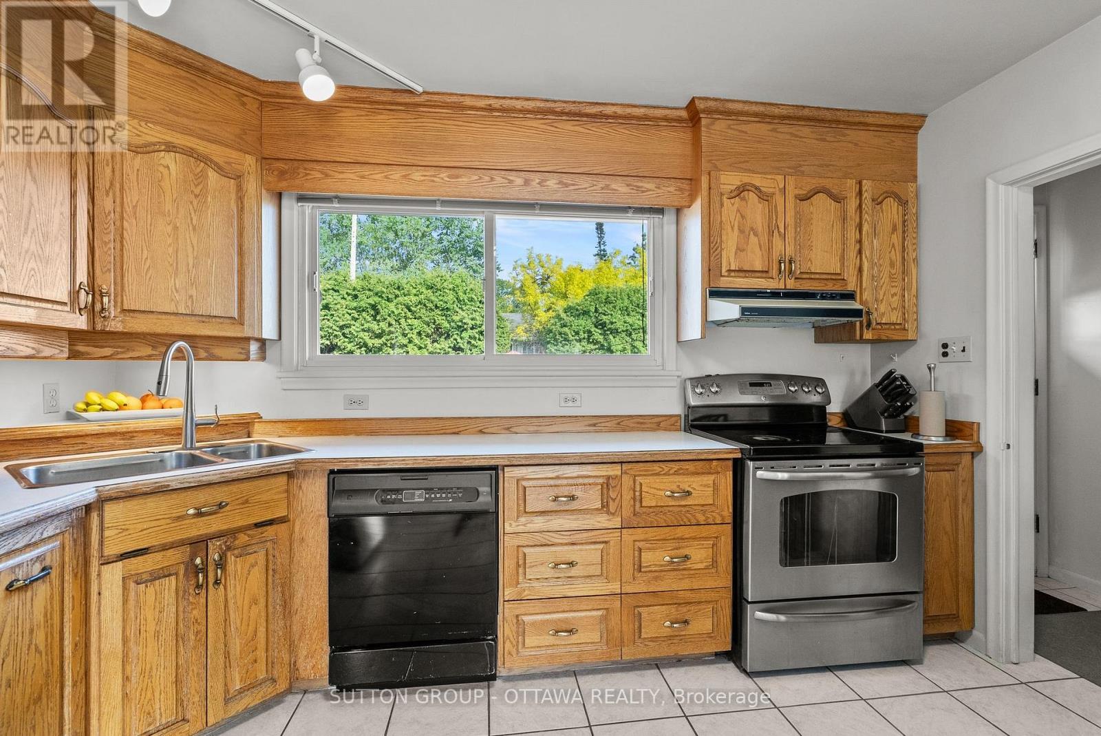 1237 Whitmore Avenue Property Photo 16
