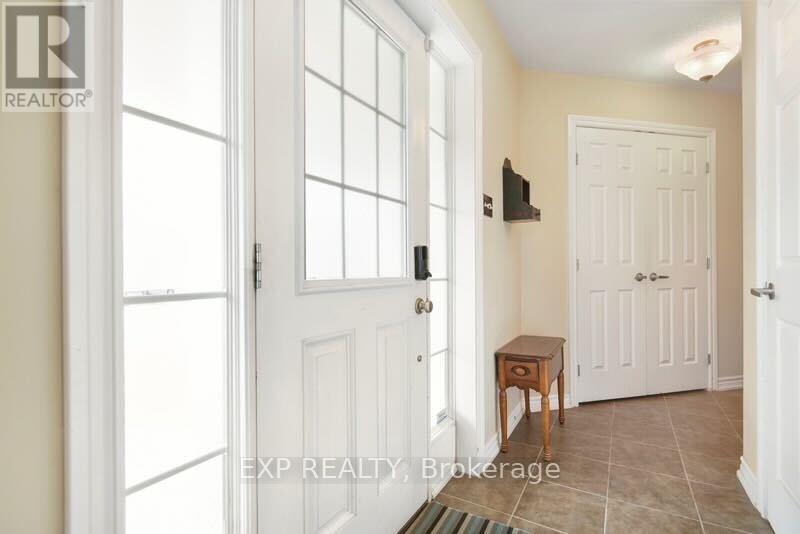 2439 Nutgrove Avenue Property Photo 3