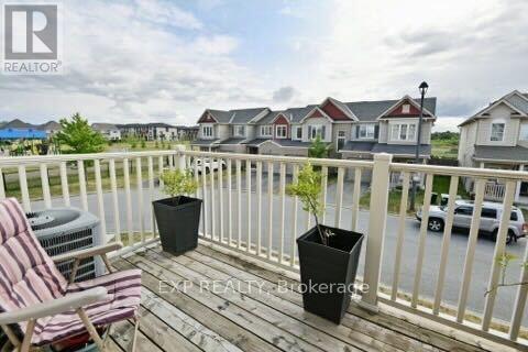 2439 Nutgrove Avenue Property Photo 13