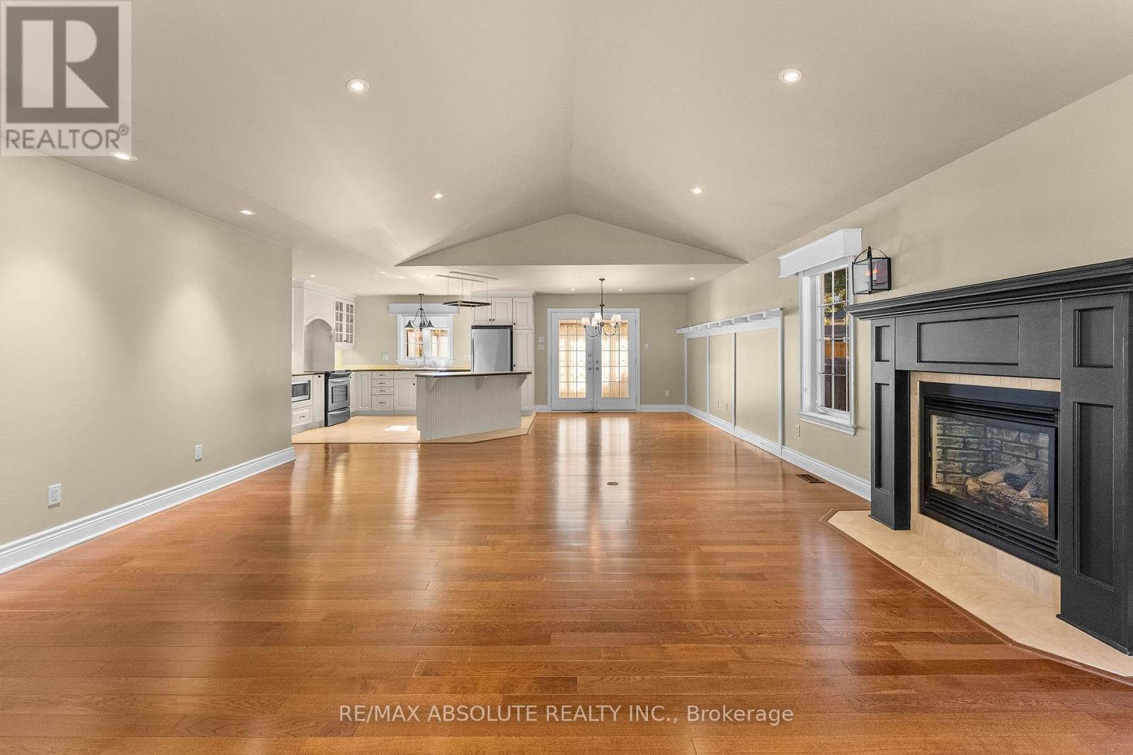 162 Dan Street Property Photo 5