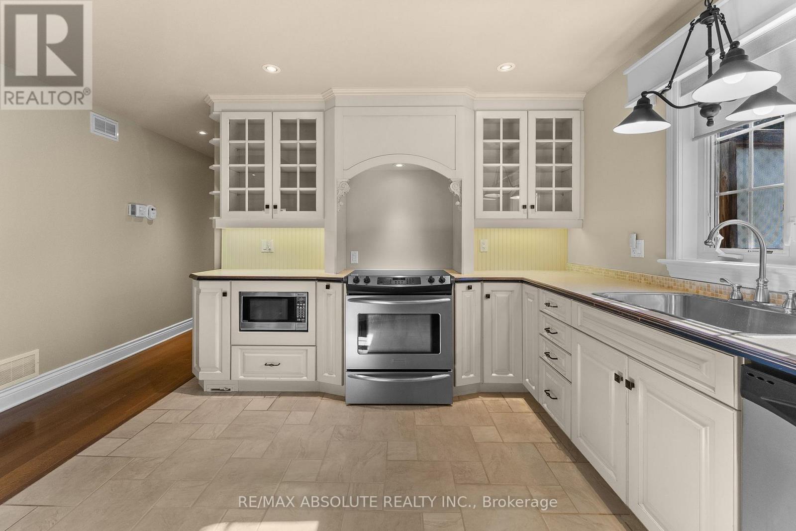 162 Dan Street Property Photo 15
