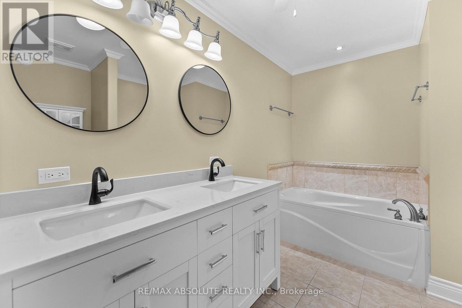 162 Dan Street Property Photo 23