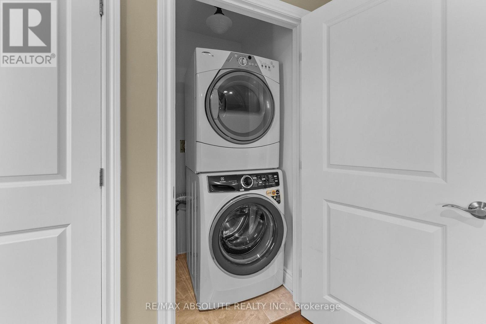 162 Dan Street Property Photo 31