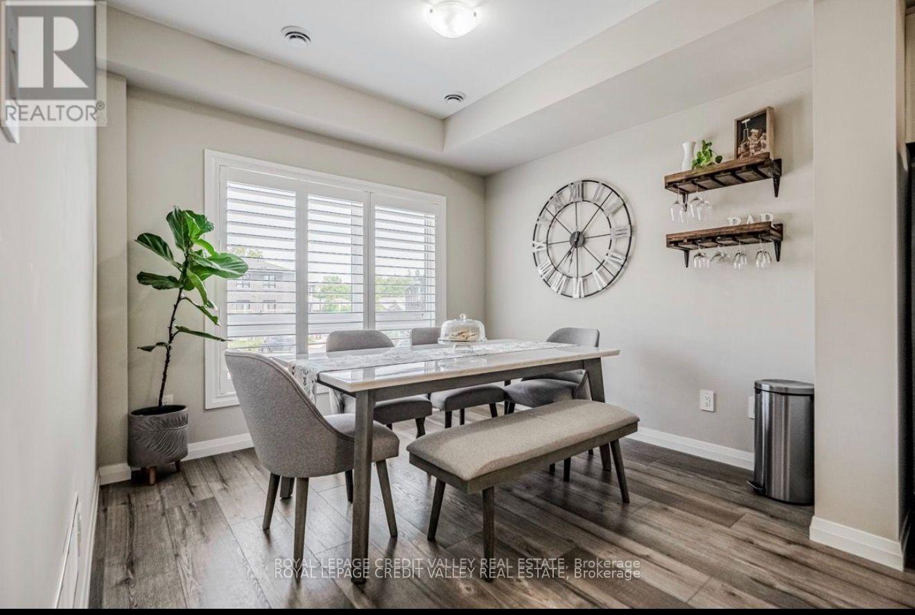 31 - 720 Grey Street Property Photo 2
