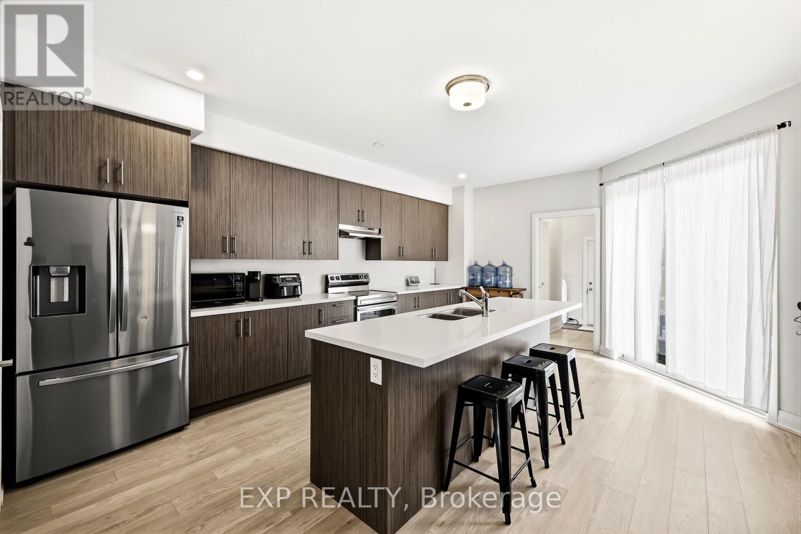 294 Noftall Gardens Property Photo 14