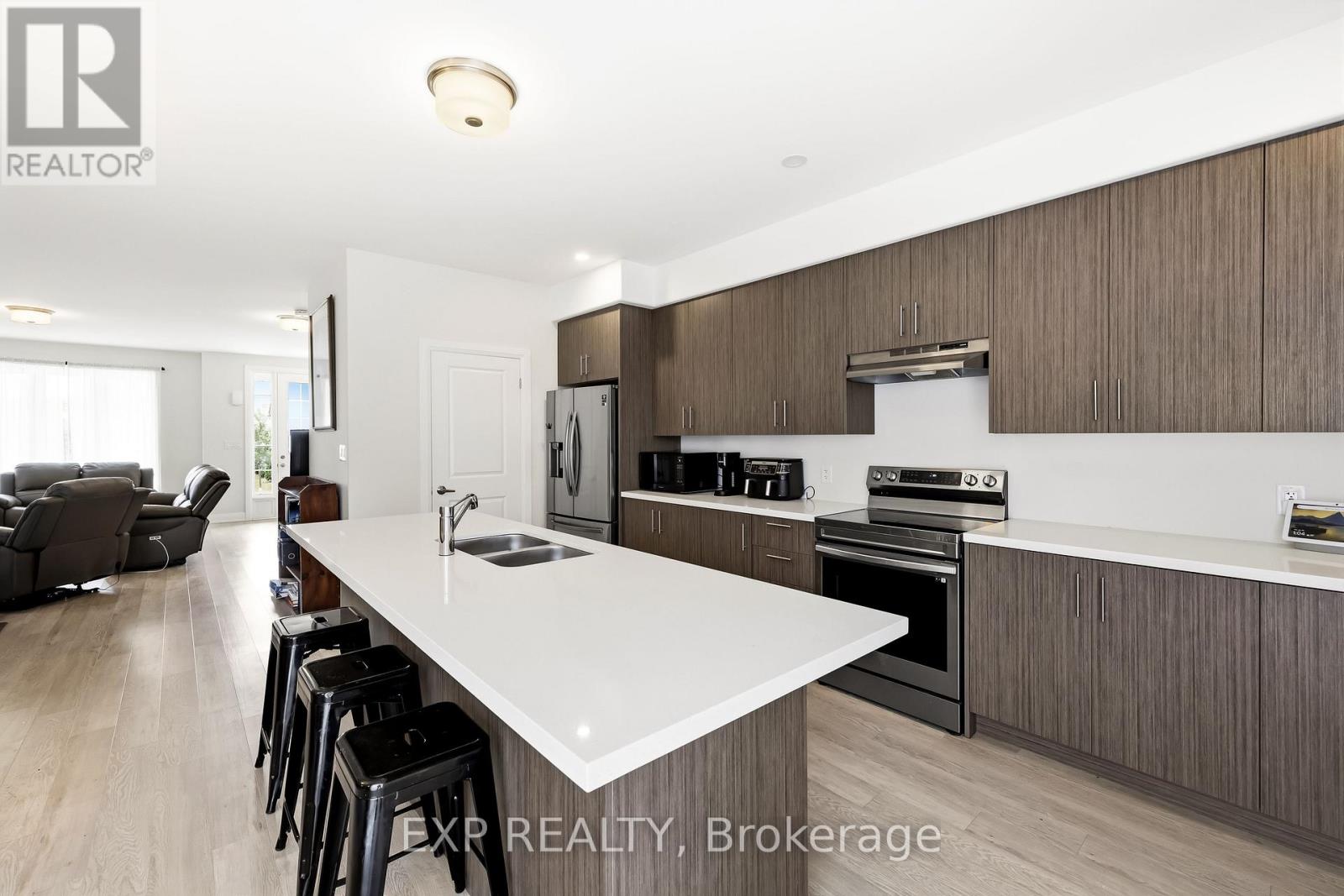 294 Noftall Gardens Property Photo 15