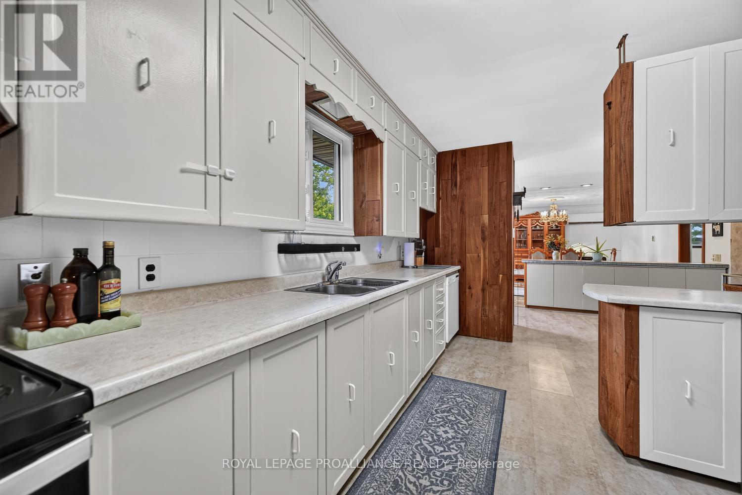 1115 Centennial Road Property Photo 6