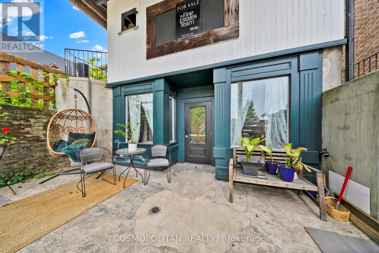 1433 Pelham Street Property Photo 25
