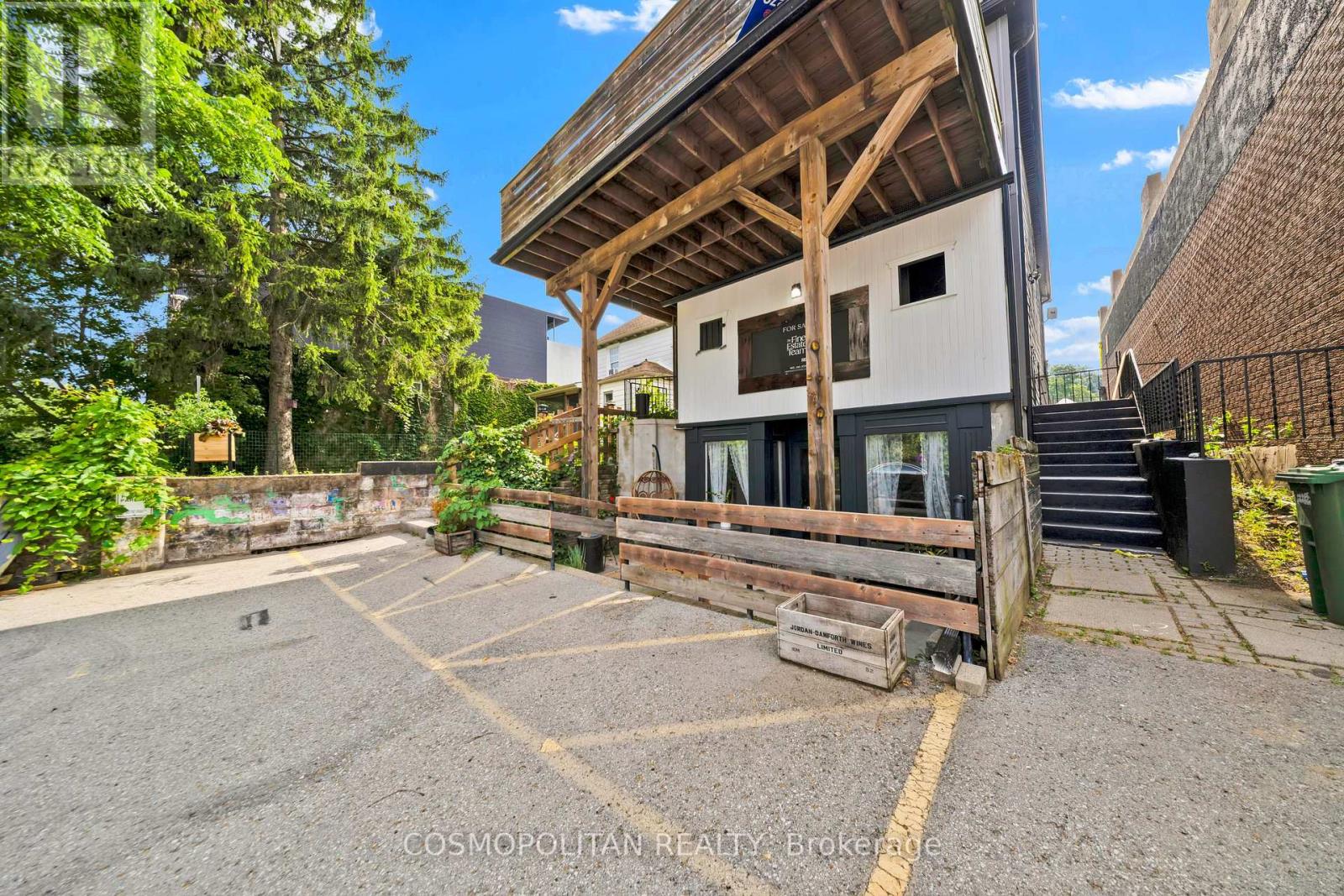 1433 Pelham Street Property Photo 44