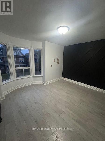 37 Gladstone Avenue Property Photo 8