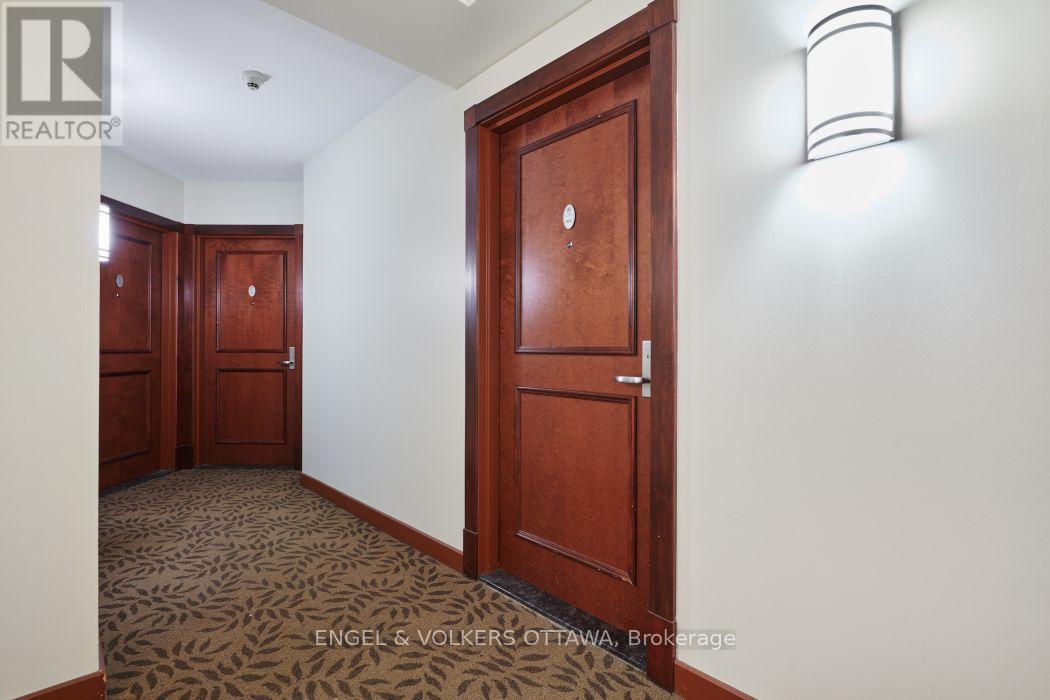 902 - 234 Rideau Street Property Photo 6