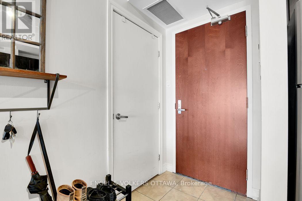 902 - 234 Rideau Street Property Photo 8
