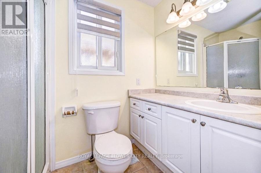 419 Tealby Crescent Property Photo 15