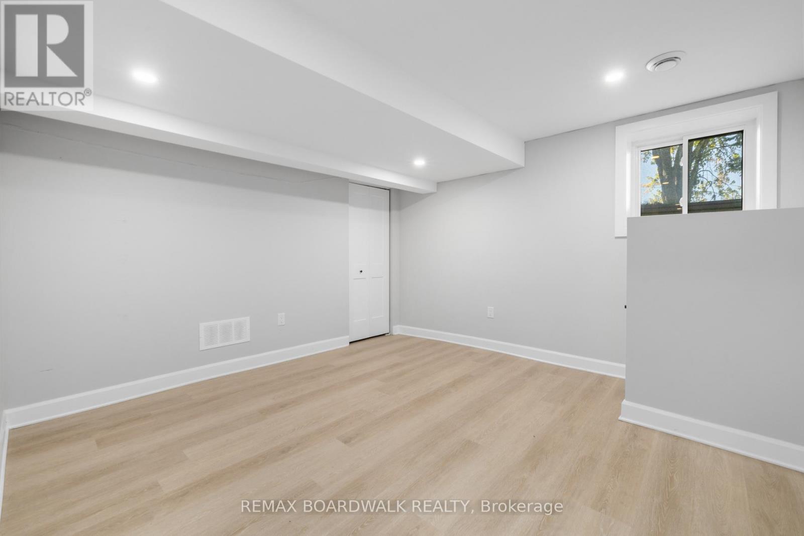 1312 Bayview Drive Property Photo 40
