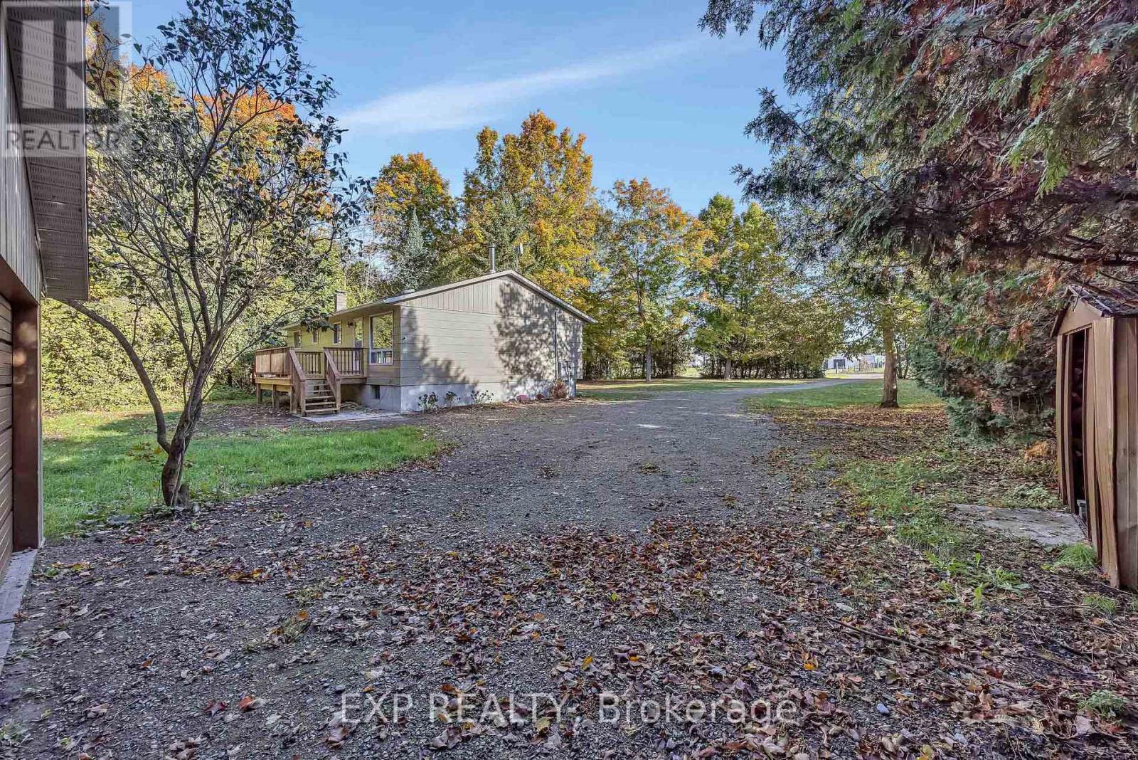557 Glenview Road Property Photo 35