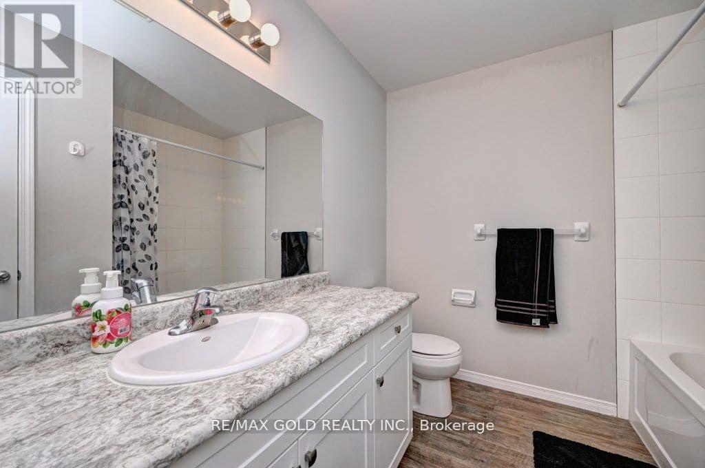 35 - 50 Pinnacle Drive Property Photo 24