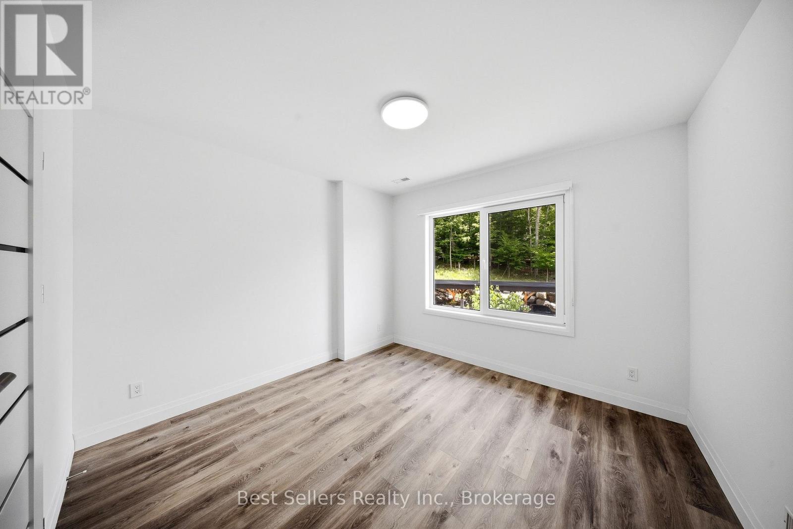31 Horizon Lane Property Photo 12