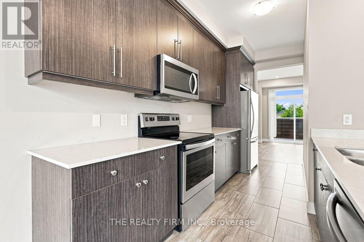 2140 Meadowgate Boulevard Property Photo 8
