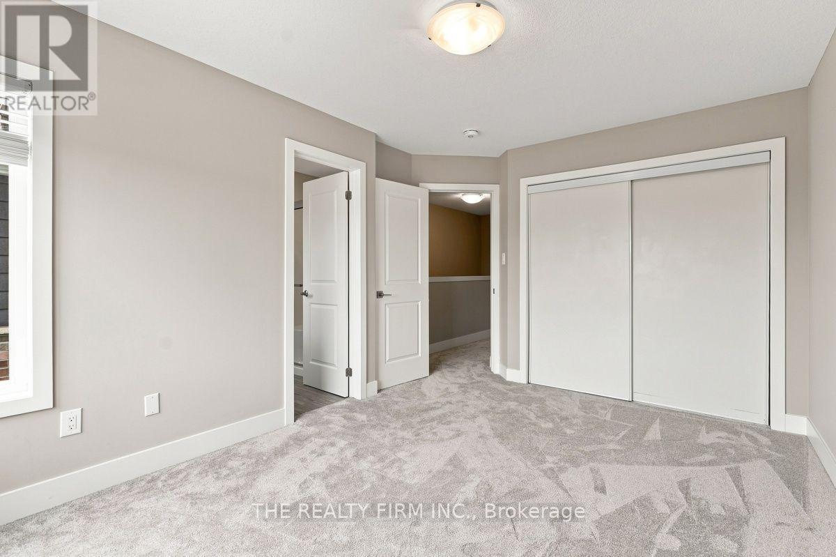2140 Meadowgate Boulevard Property Photo 18