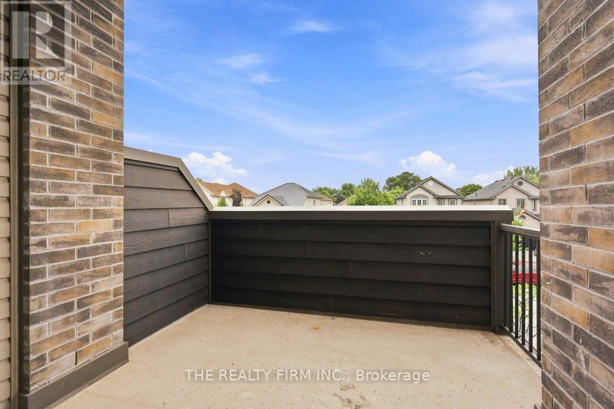 2140 Meadowgate Boulevard Property Photo 31