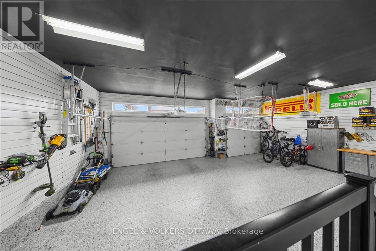 348 St-tropez Street Property Photo 49