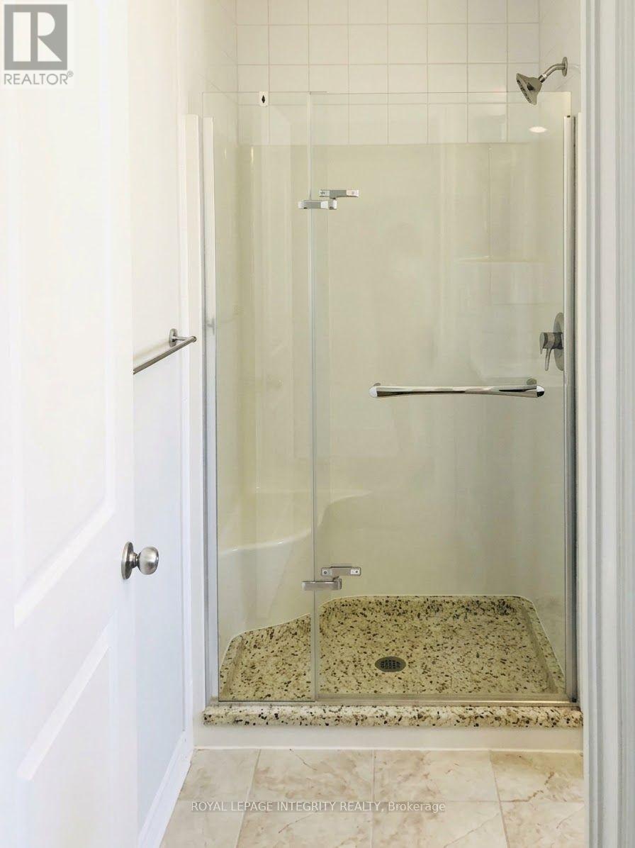 809 Indica Street Property Photo 9