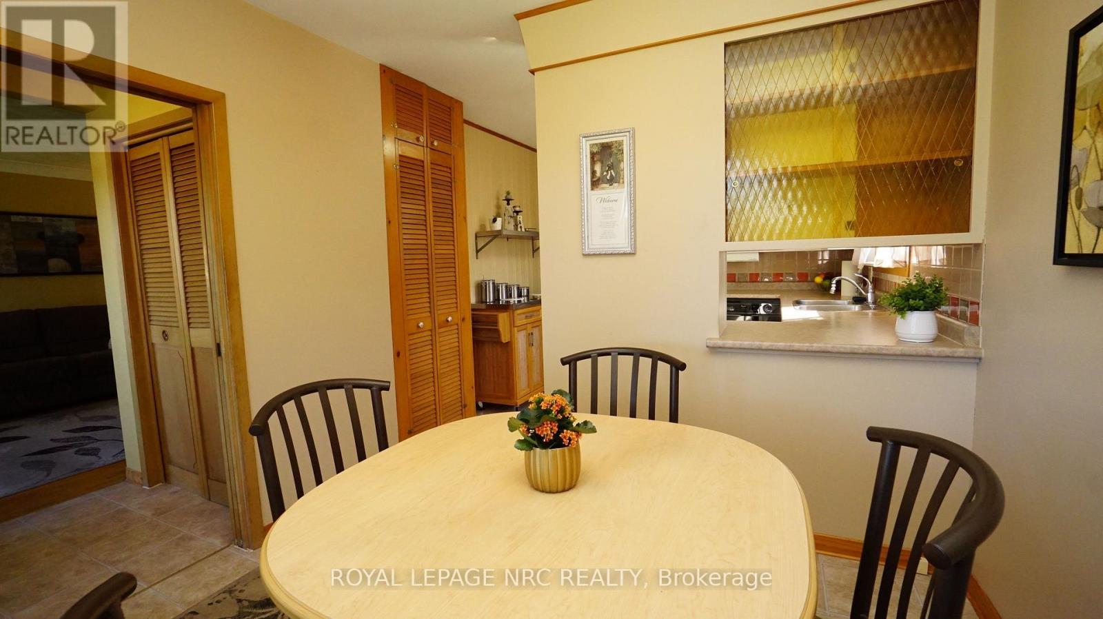 7030 Whitman Avenue Property Photo 12