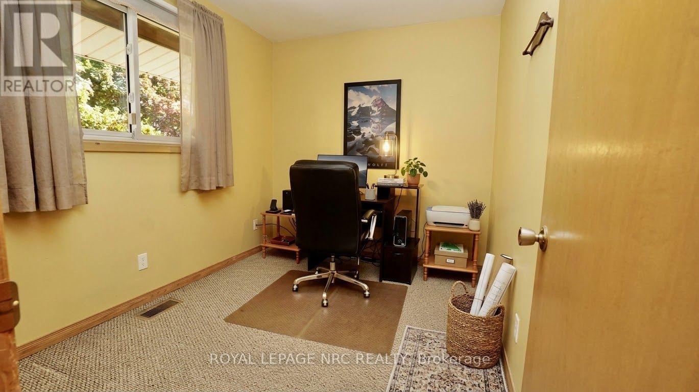 7030 Whitman Avenue Property Photo 21