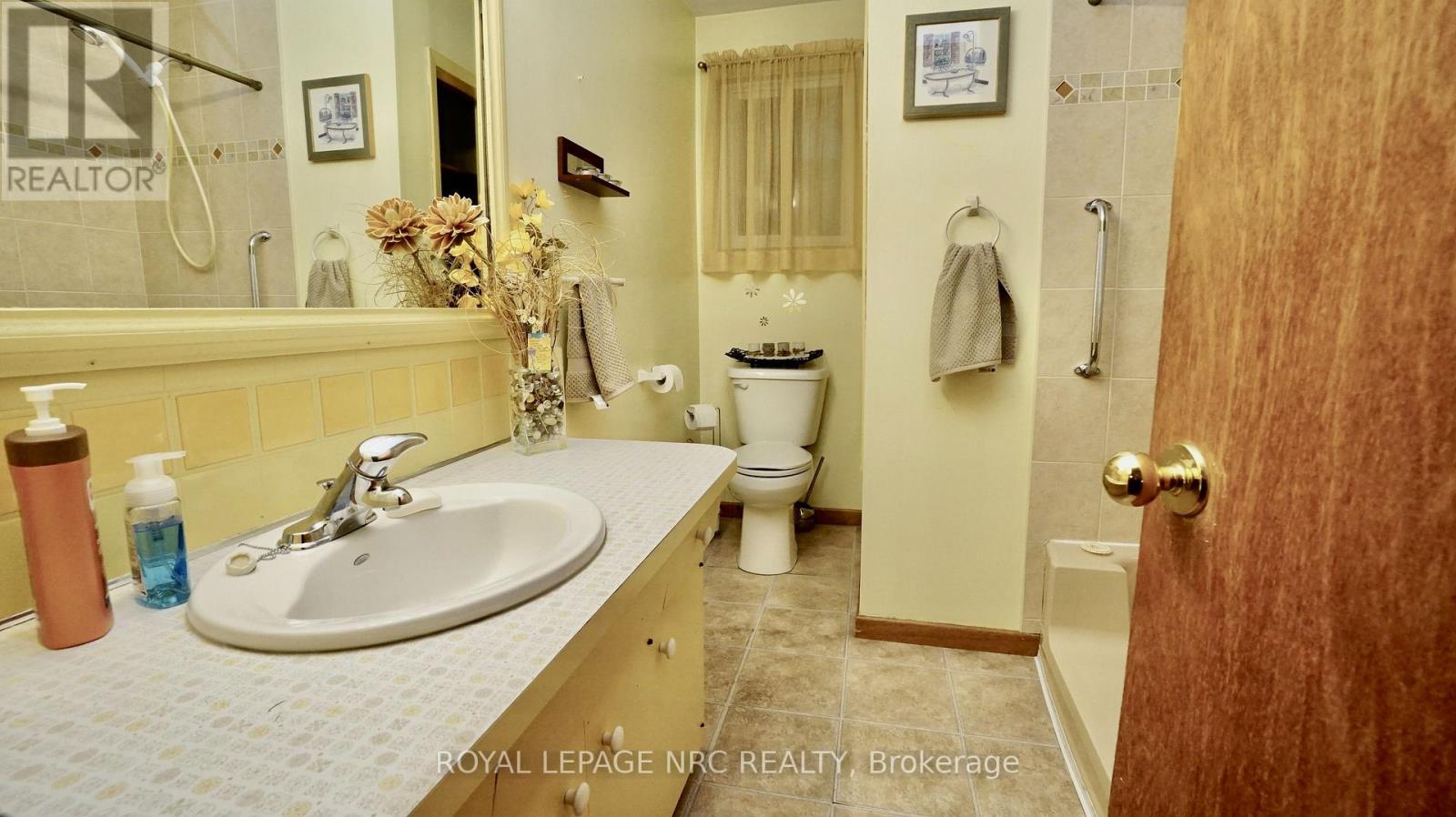 7030 Whitman Avenue Property Photo 25