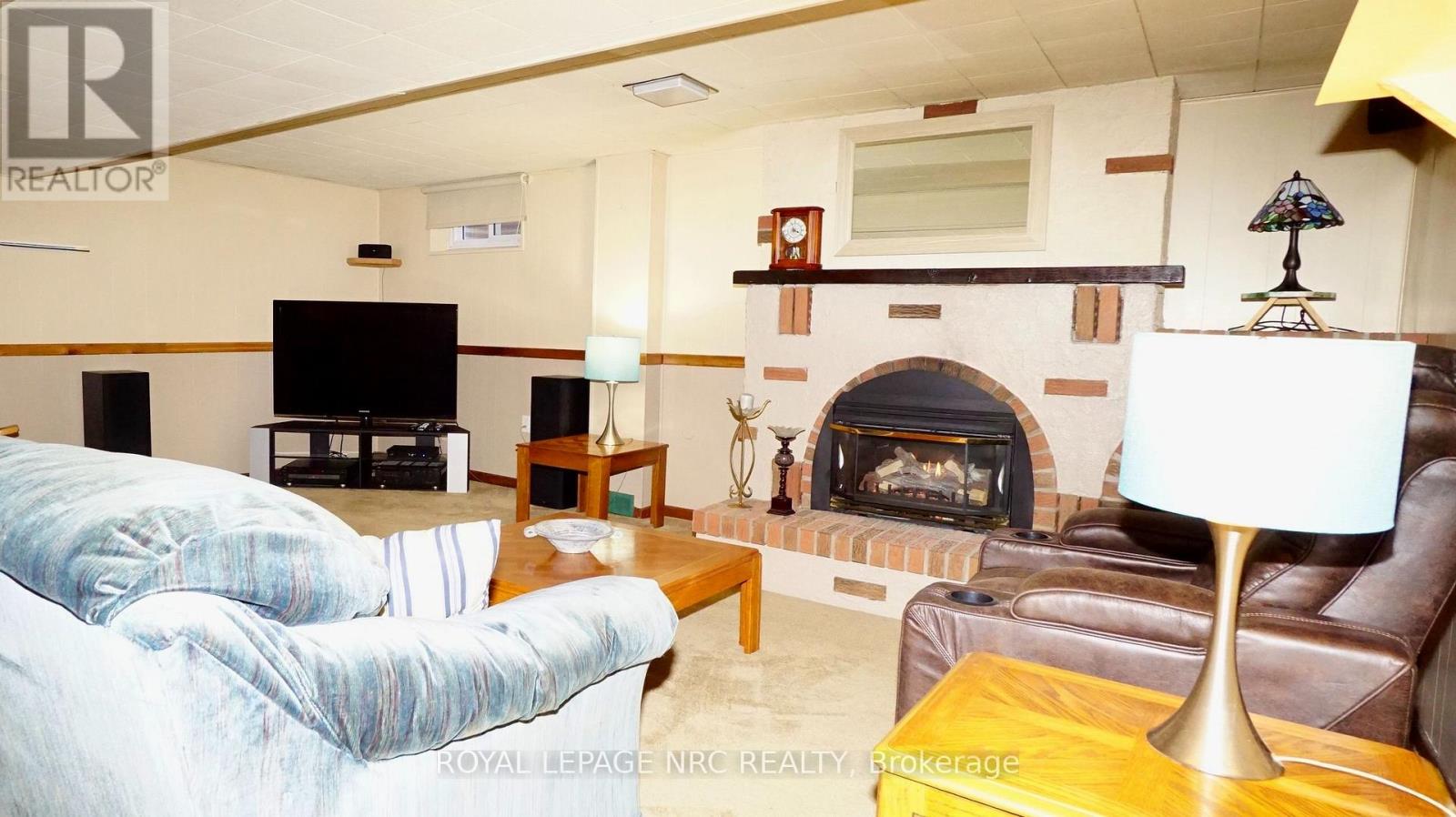 7030 Whitman Avenue Property Photo 27