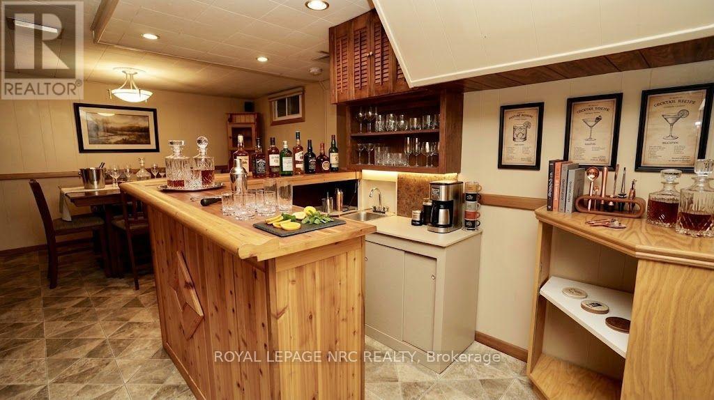 7030 Whitman Avenue Property Photo 31