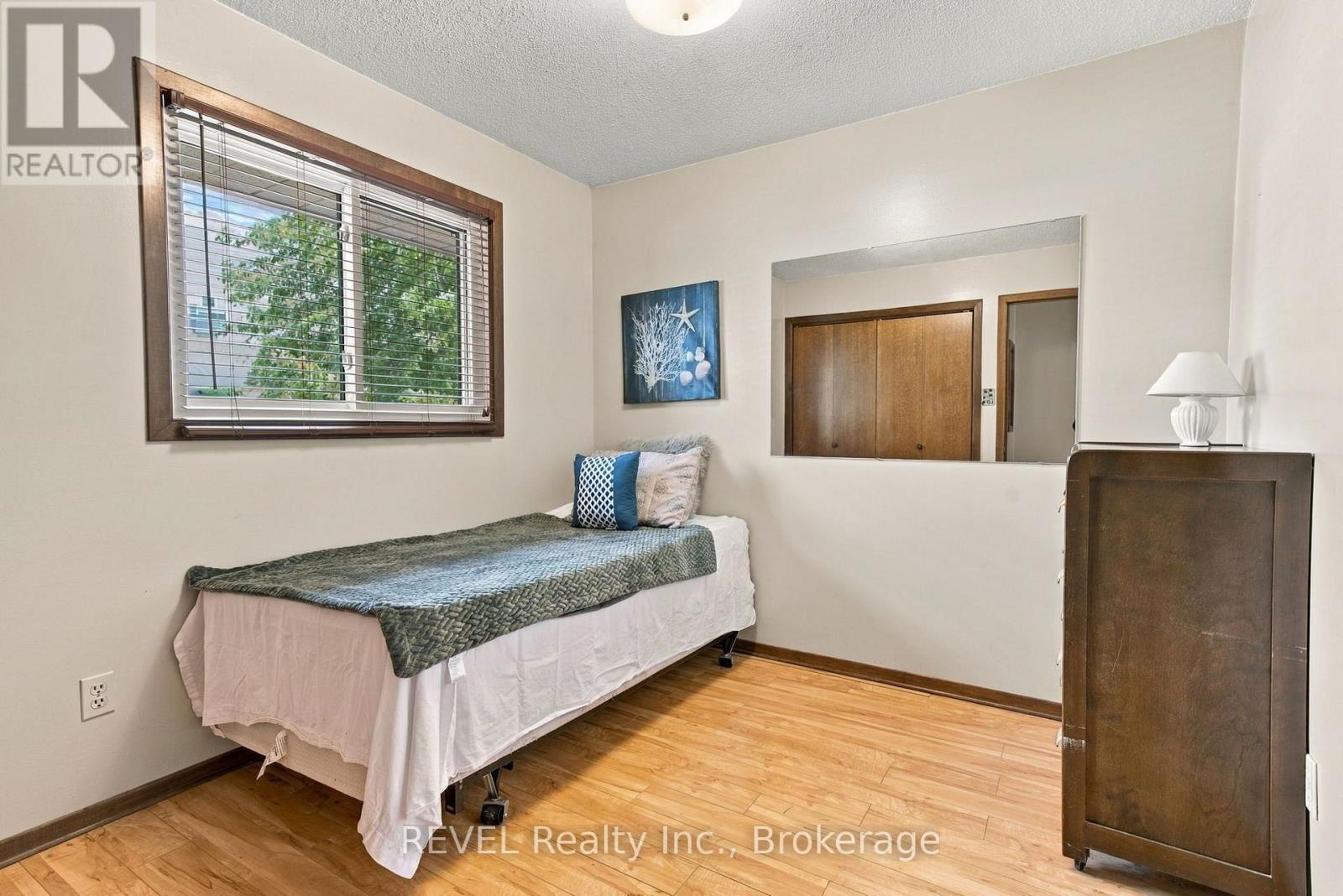 10 Michelle Drive Property Photo 24