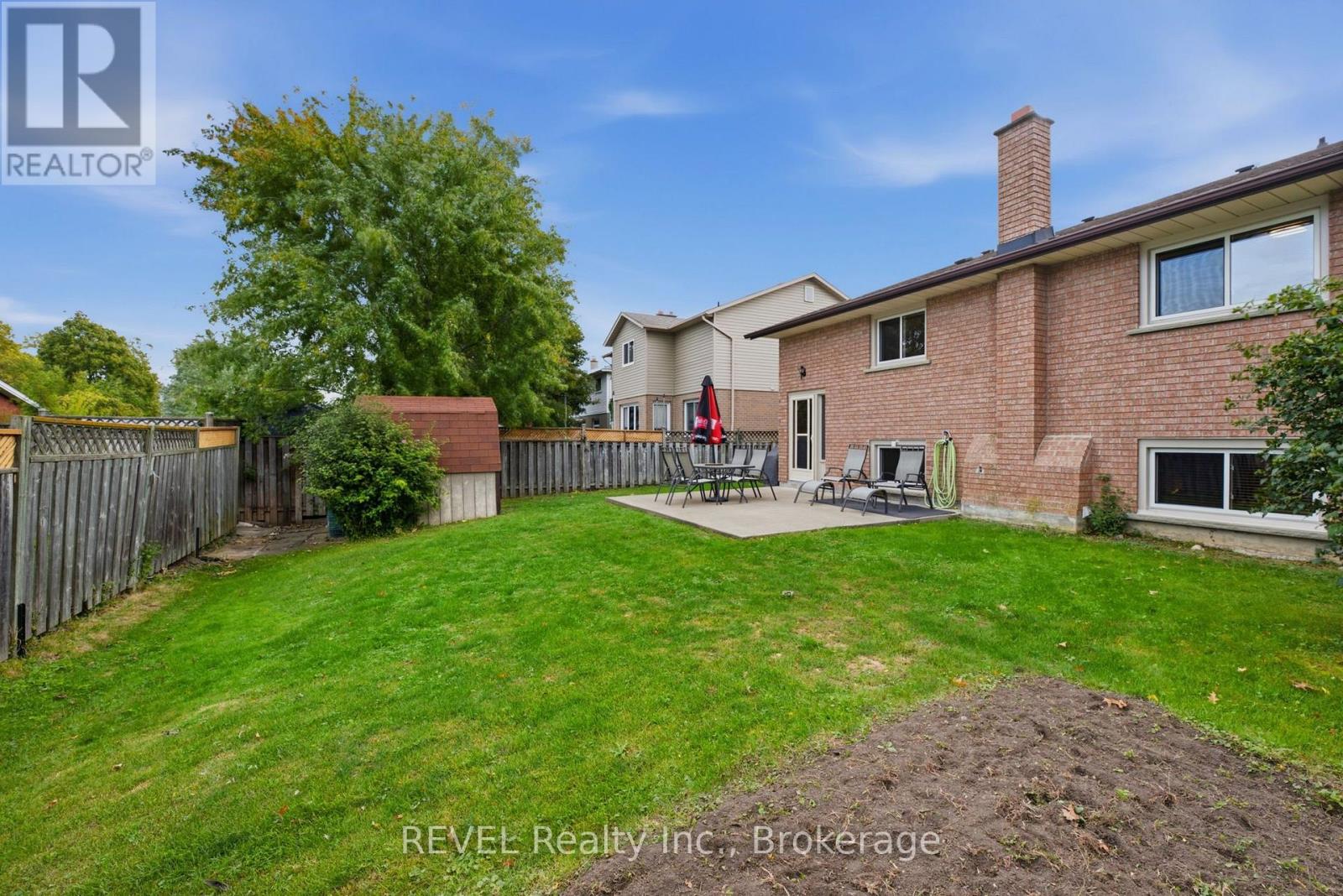 10 Michelle Drive Property Photo 37