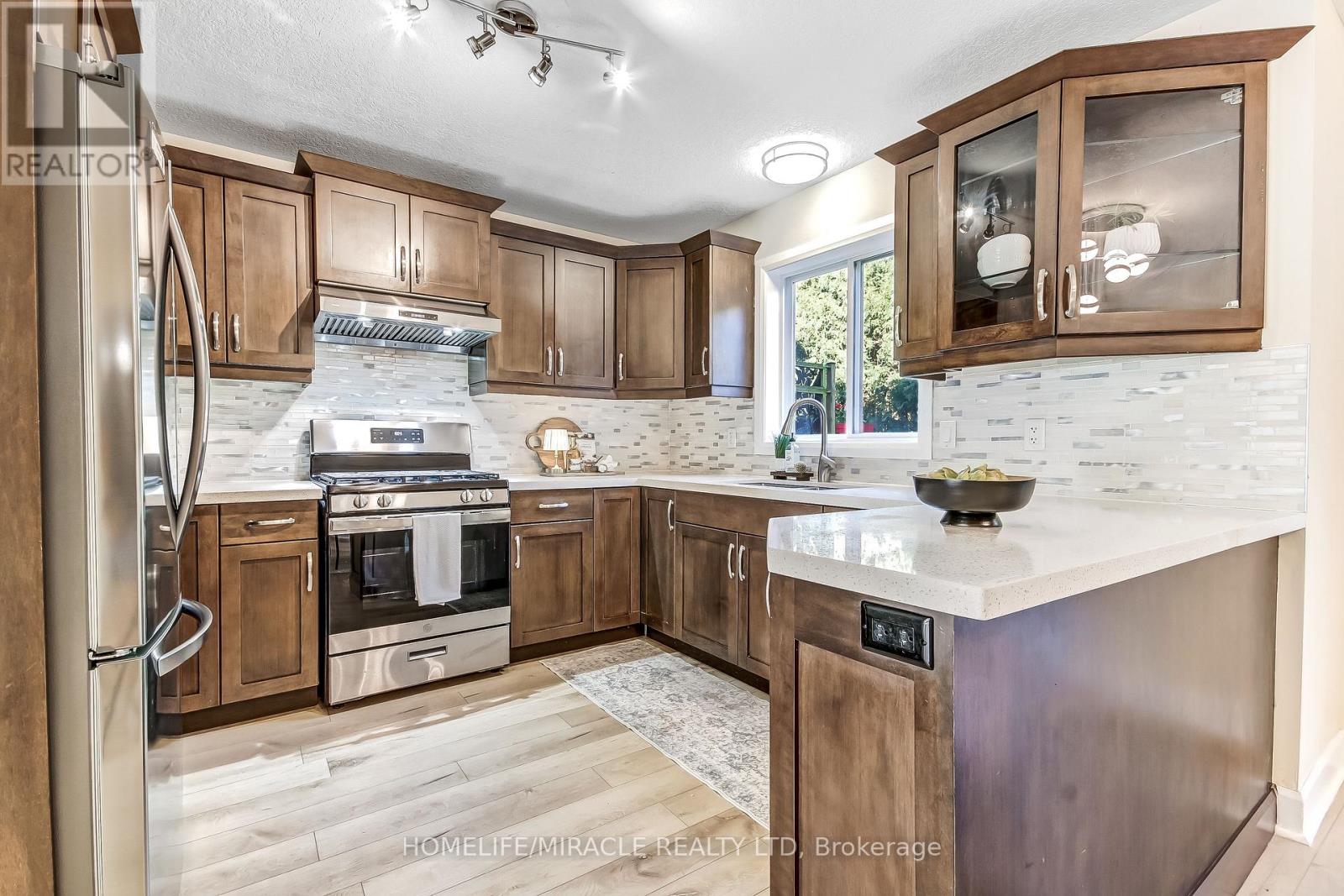 23 Willis Avenue Property Photo 5