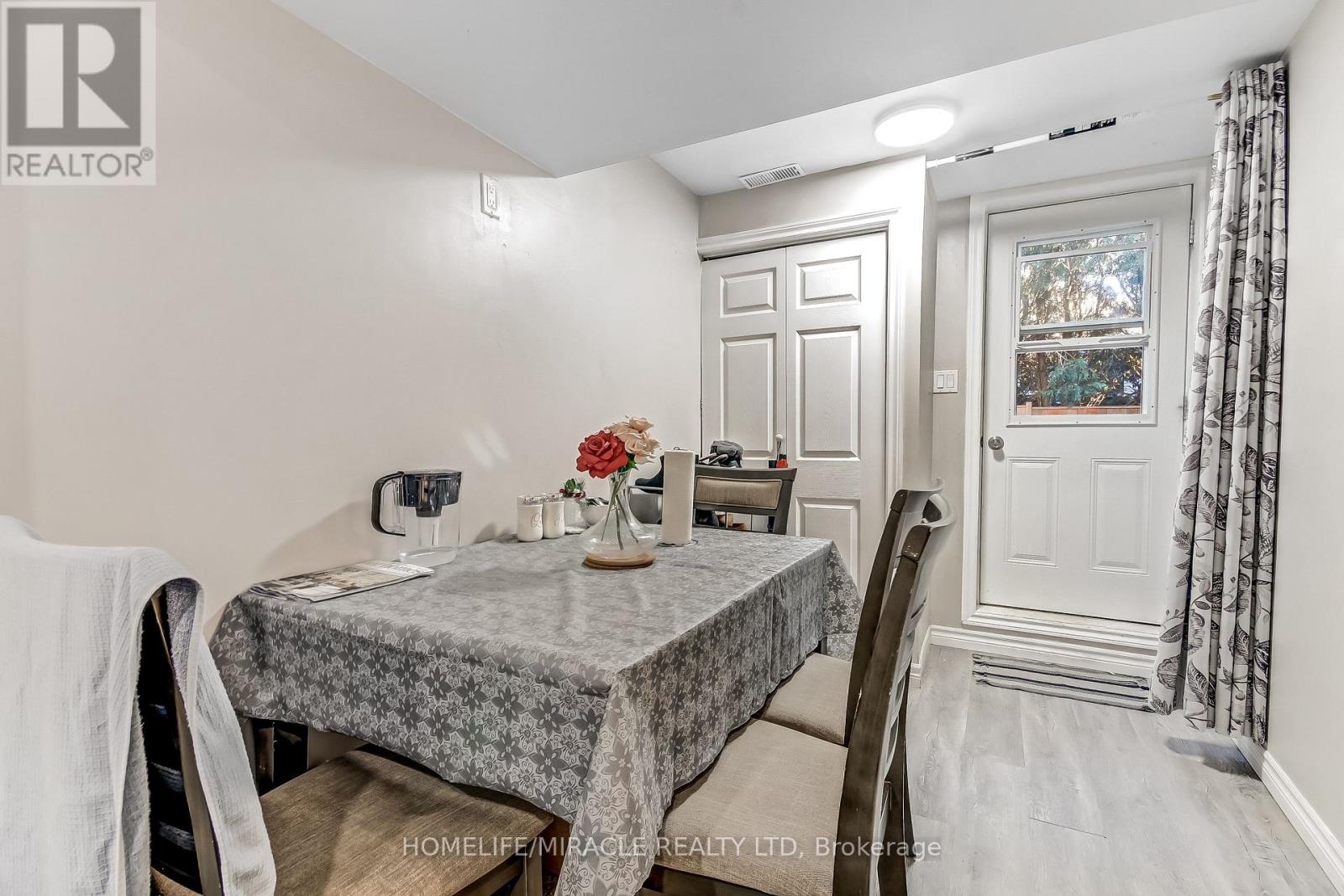 23 Willis Avenue Property Photo 19